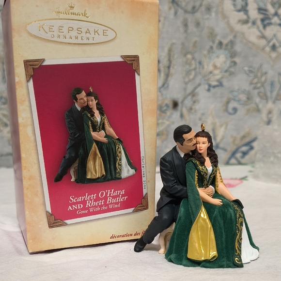 Hallmark Gone With The Wind Ornament - Picture 1 of 3